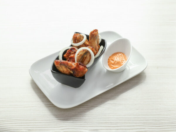 Ailes de poulets : 8,00 €